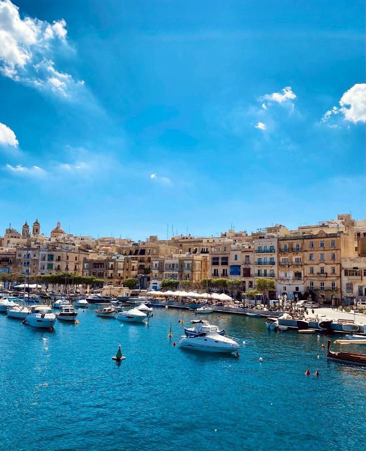 New & Unique Apartment - A 5 Minutes Ferry To Capital City Of Valletta Сенглея Экстерьер фото